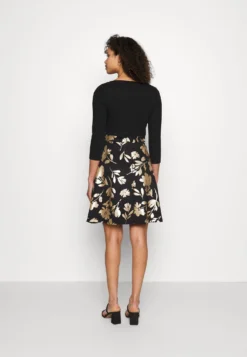 Anna Field Robe En Jersey - Black Gold -Triumph Boutique 05b72f46a2404ba0845d513dfccad803 scaled