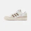 Adidas Originals Forum Unisex - Baskets Basses - Core White/Chalky Brown/Taupe