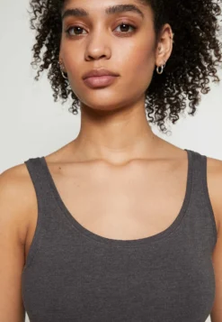 Anna Field Basic Tank 3Er Pack - Débardeur - Black White Mottl -Triumph Boutique 19a5ea7cfa044abe92619a342057c333 scaled