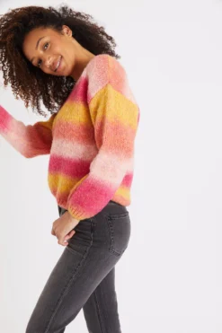 Pull Tie And Dye Rose Vahe Utopia -Triumph Boutique 22h vahe utopia leb33 dev2