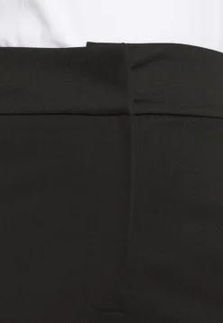 Pantalon Classique - Black 9 Pantalon Classique - Black -Triumph Boutique 261598ba456b483fbcc6d27b06b492e8 scaled