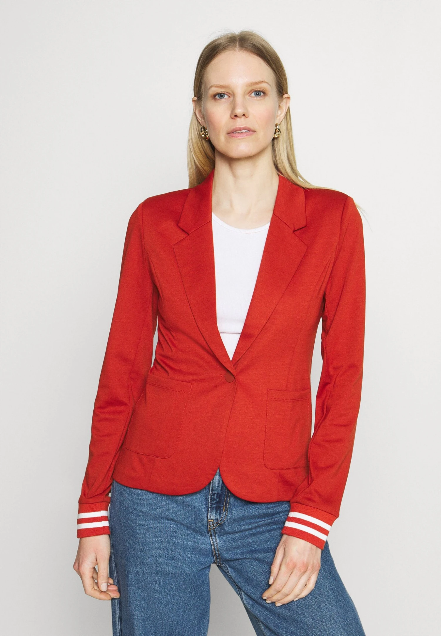 Kaffe Leva Kinnie - Blazer - Ketchup 1 Kaffe Leva Kinnie - Blazer - Ketchup
