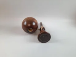 Gros Bilboquet En Bois Ancien. -Triumph Boutique 56a0543f1a3ac7140eaf51d66addeafa 2d2f99c