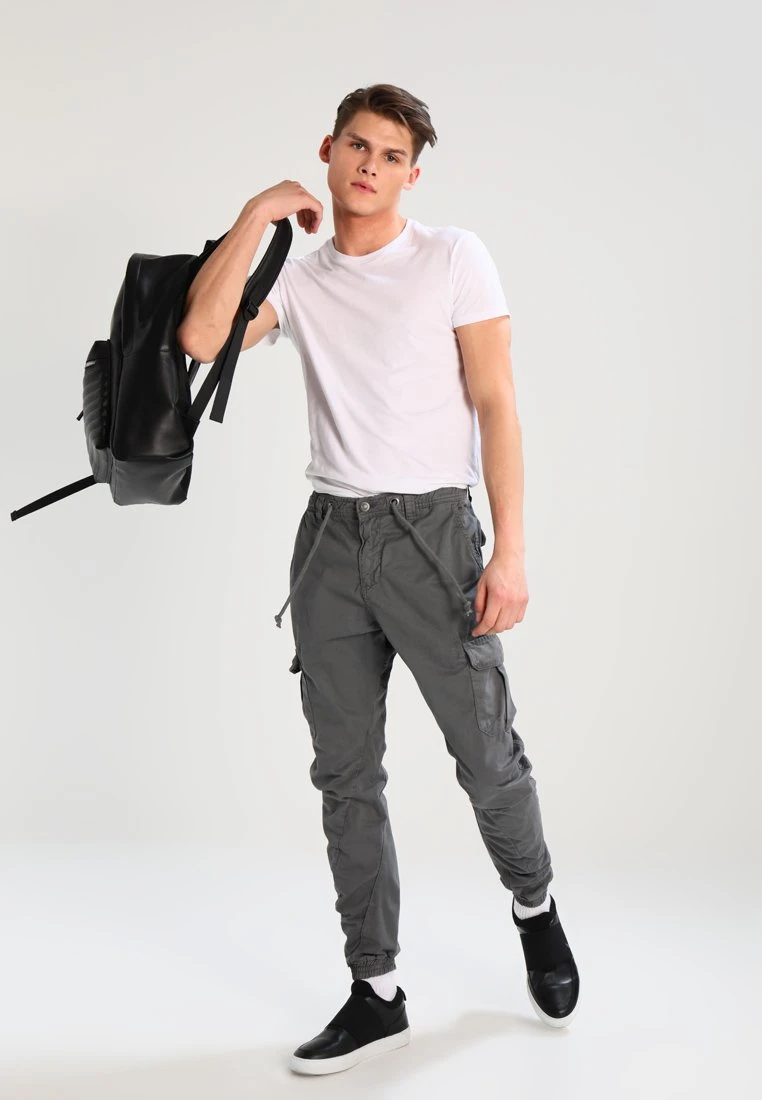 URBAN CLASSICS Jogging - Pantalon Cargo - Darkgrey 2 URBAN CLASSICS Jogging - Pantalon Cargo - Darkgrey – Image 2