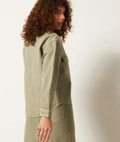 Triumph Boutique -Triumph Boutique 654016044 a