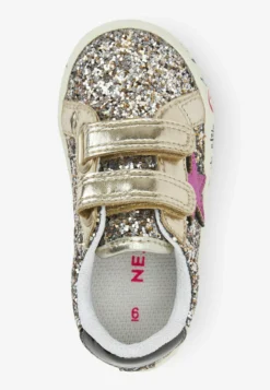 Next Star - Chaussures Premiers Pas - Gold -Triumph Boutique 8b974f67e1f2471b9c6c7bc33007a6e0 scaled