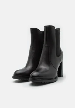 Leather - Bottines À Talons Hauts - Black -Triumph Boutique 905be349a0424c6ebaa958778d635f40 scaled