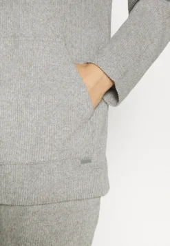 CALVIN KLEIN UNDERWEAR Ease Hoodie - Haut De Pyjama - Grey Heather 13 CALVIN KLEIN UNDERWEAR Ease Hoodie - Haut De Pyjama - Grey Heather -Triumph Boutique 93a564ce7ff544368020b9d04bb0bfe0 scaled