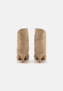 Anna Field Bottines - Beige -Triumph Boutique 9f9c5d3121e441379091b522bc929432 scaled