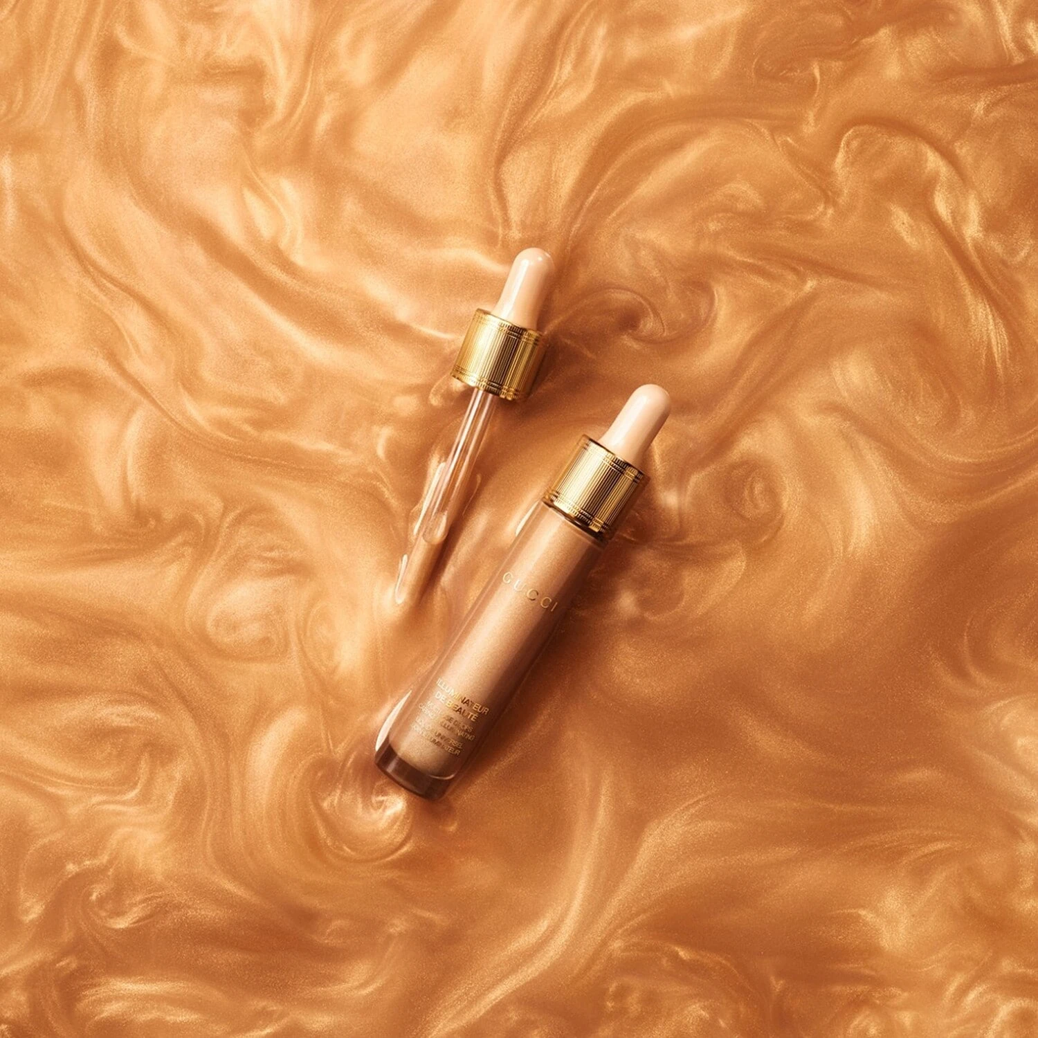 Gucci Illuminateur De Beauté - Highlighter Liquide 6 Gucci Illuminateur De Beauté - Highlighter Liquide – Image 6