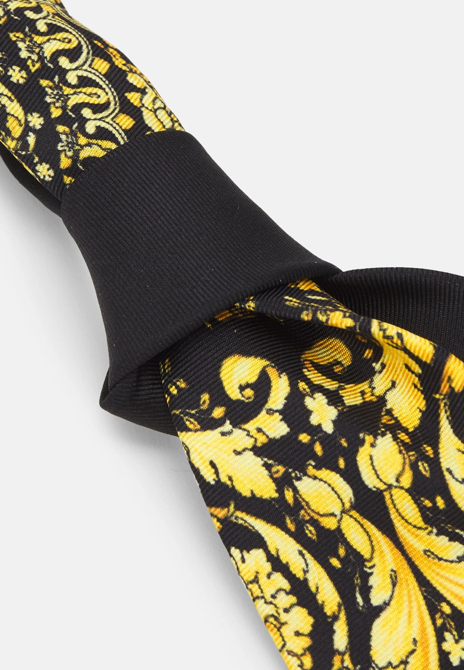 Versace Shovel Twill Barocco - Cravate - Black+Gold 3 Versace Shovel Twill Barocco - Cravate - Black+Gold – Image 3