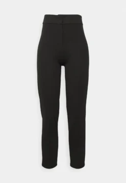 Pantalon Classique - Black 8 Pantalon Classique - Black -Triumph Boutique ab035357ce7c4a47813006f83e040143 scaled