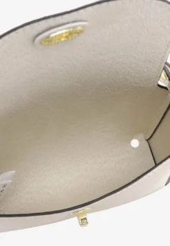 Tamaris Sacs à Bandoulière Sac Bandoulière Matilda Femme Beige -Triumph Boutique bf84750da3b8588551c5b842c60a7182 scaled