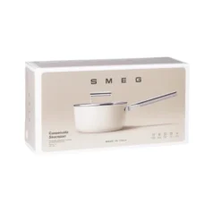 Smeg Casserole 20 Cm Crème En Aluminium Beige -Triumph Boutique casserole 20 cm creme en aluminium beige 2