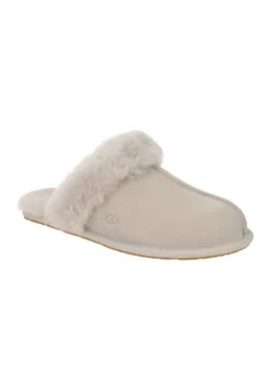 Ugg Chaussons - Hell-Grau (Goat) -Triumph Boutique d5ef75013ea34148905f362b45eced07 scaled