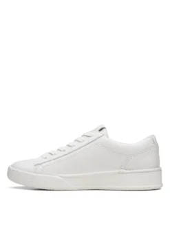 Clarks Baskets Basses - White