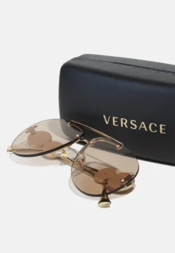 Versace Lunettes De Soleil - Gold-Coloured -Triumph Boutique febdadfa99ed442e85b44a708f95325b scaled