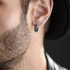 Moody Mason Boucle D'oreille En Acier Gris Foncé Jax -Triumph Boutique rst nmme black 21501 2 1 1